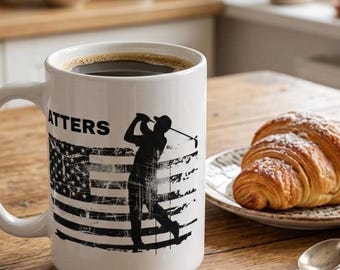 Tazza da caffè con illustrazione di un giocatore di golf (440 ml).