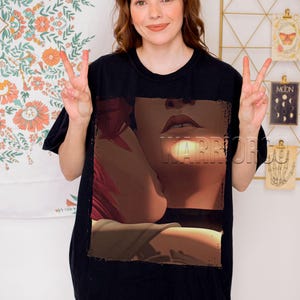Retro Caitvi Violyn T-Shirt: 90&#39;s Unisex Comfort Colors Tee