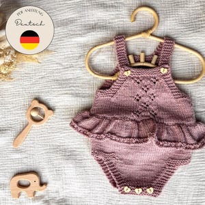 Breipatroon Babyrompertje met ruches – Breipatroon Babyoverall – PDF-download Duits – Maten 0–18 maanden – Beginnersvriendelijk