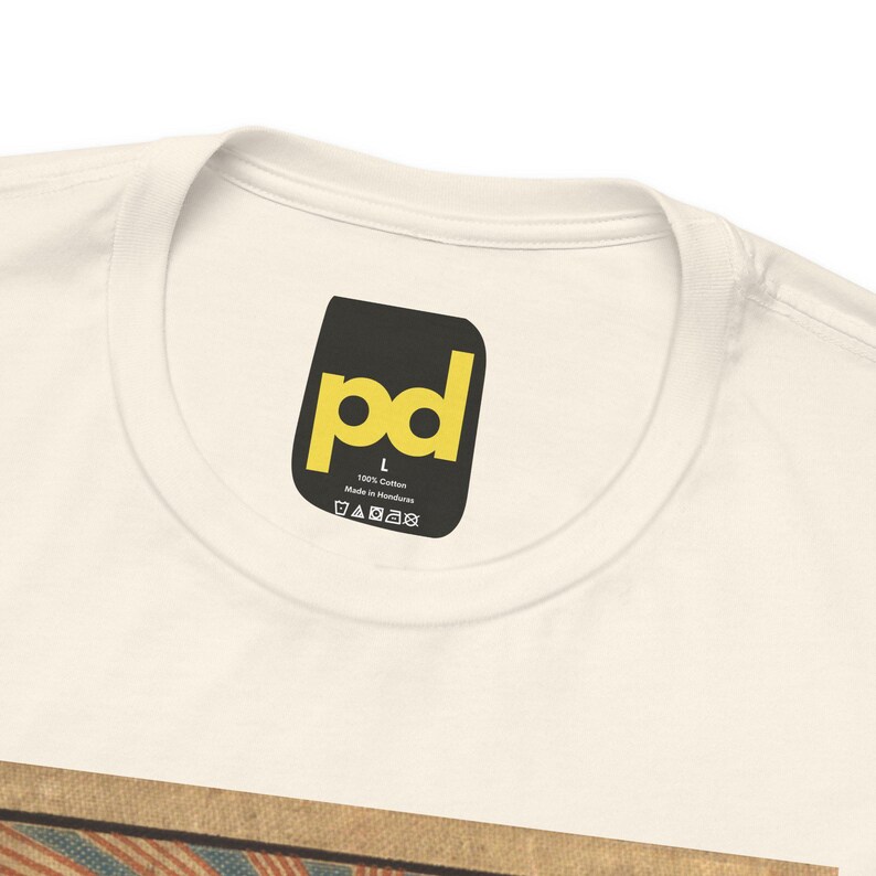 T-Shirt mit dem Buchcover von „Die eiserne Ferse“, Jack-London-Literatur-Shirt, Geschenkidee für einen Klassiker Bild 4