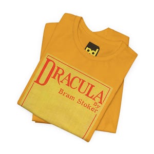 Dracula-Buchcover-T-Shirt, Bram-Stoker-Shirt für Gothic-Literatur-Fans, Geschenkidee für Klassiker-Leser Bild 4