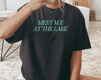 Lake Life Sweatshirt, Lake Hoodie, On The Lake Shirt, Travel Lover Outfit, Gift For Adventurer, Vacation & Camper Clothing, Camper Apparel