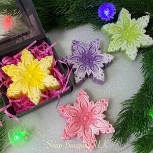 Christmas Snowflake Soap Gift Box | Handmade Vegan Soap | Christmas Stocking Fillers | NY Presents | Winter Birthday Gift |  Xmas Spa Gift