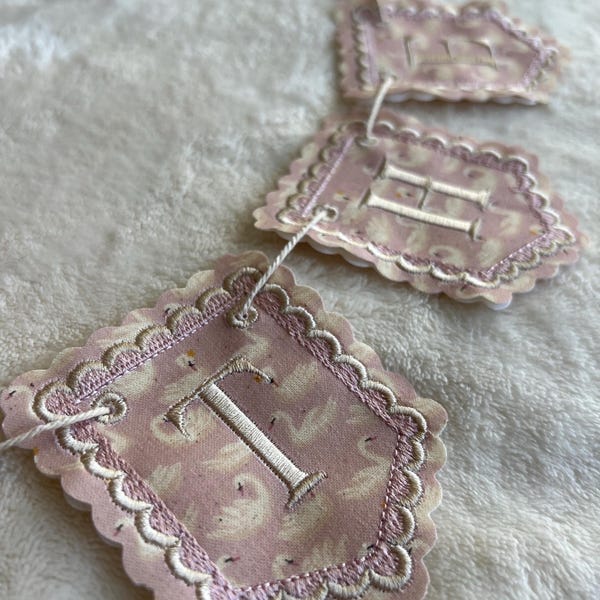 Pink Swan Themed Personalised Name Garland/ Fabric Bunting, Princess Swan Bedroom Decor, Customised Banner for Baby Girl Nursery Christening