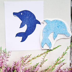 Tampon majestueux en caoutchouc représentant un poisson dauphin pour la peinture de vêtements, l'estampage mural, des cartes de bricolage, l'art marin et l'artisanat inspiré de l'océan