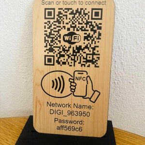 Segnale Wi-Fi personalizzato inciso al laser, NFC, Informazioni di rete sul codice QR, Tocca o scansiona per connetterti, Segnale Wi-Fi gratuito, Scanner Wi-Fi Legno/Nero