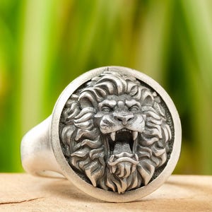 Mens Lion Signet Ring - Oxidized Silver Animal Jewelry, Handmade Sterling Pinky Ring, Lion Head Leo Zodiac Ring Personalized Statement Gift