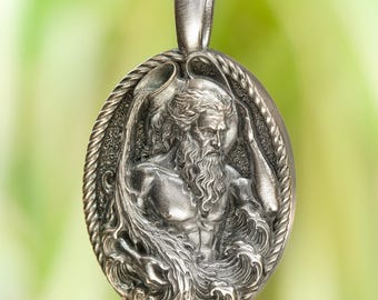 Collar de Poseidón en plata de ley, colgante del dios griego del mar
