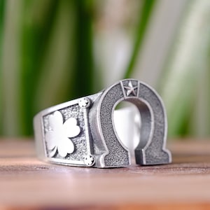 Anillo de herradura para hombre, anillo de plata esterlina con forma de herradura, anillo de la suerte con forma de meñique, anillos con sello de trébol para hombre, joyería, regalo para novio o esposo, anillo genial de plata 925 para hombre