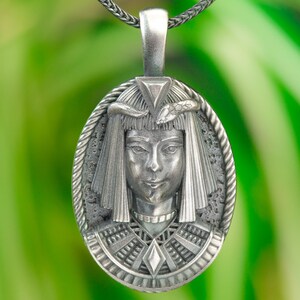 Queen Cleopatra Pendant, Sterling Silver Egyptian Necklace, Ancient Handcrafted Charm, Men&#39;s and Women&#39;s Jewelry Gift, Egyptian Queen Charm