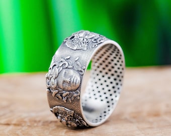 Sterling Silver Medusa Band Ring, Engraved Greek Mythology Jewelry