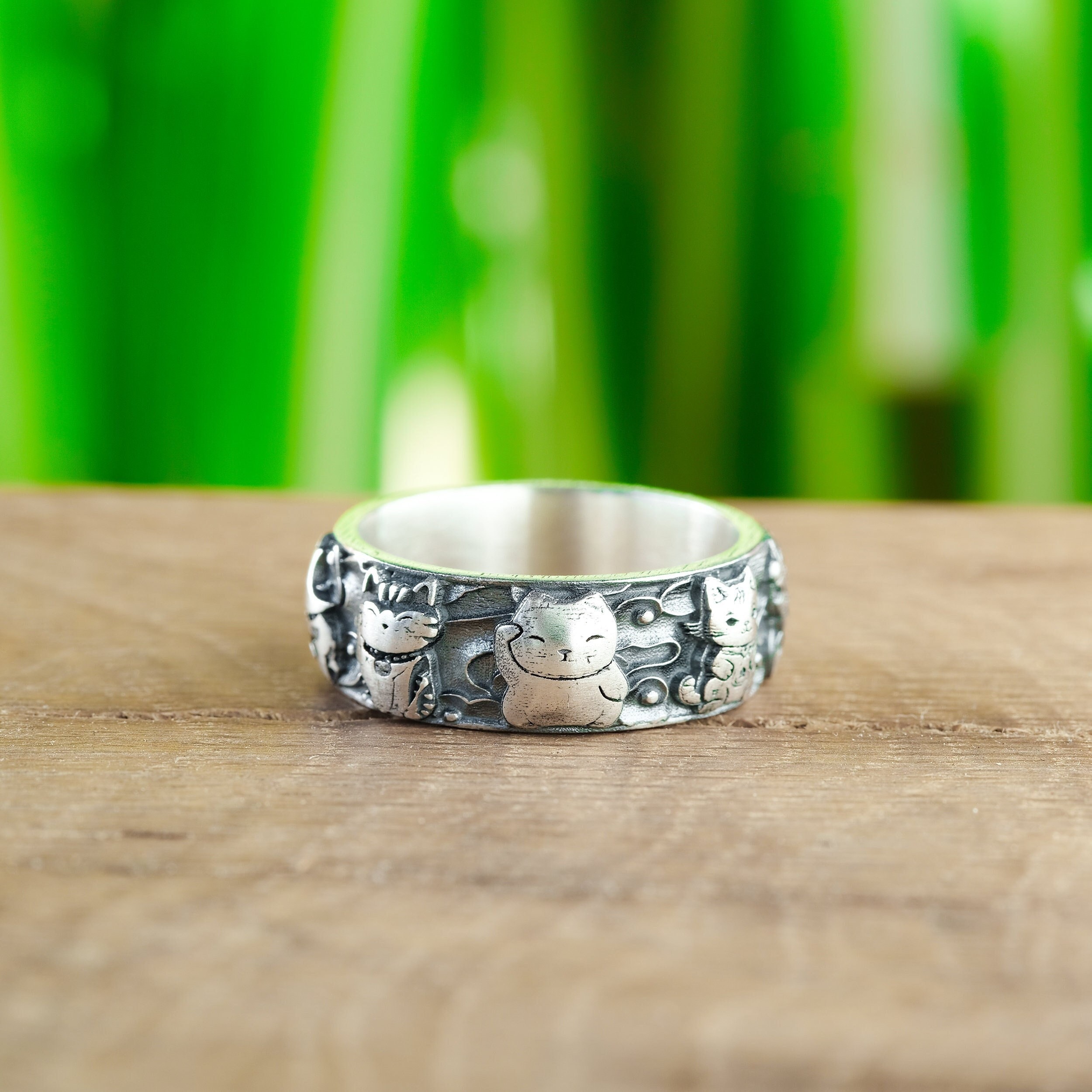 Maneki Neko Ring - Etsy