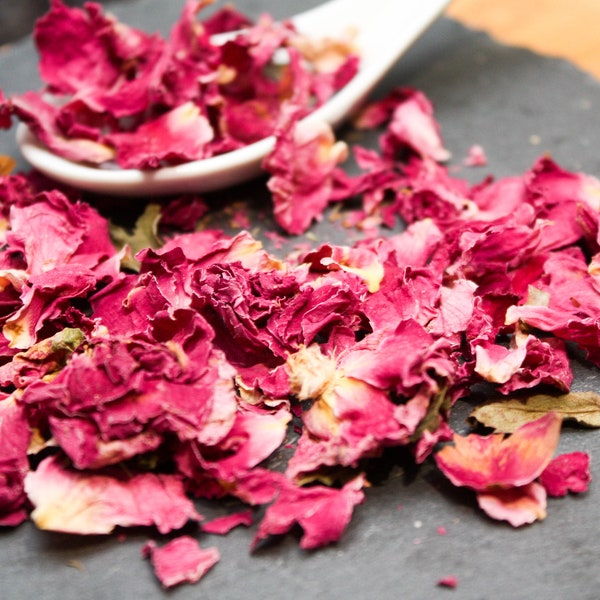 Tè alla rosa, infuso di tè alle foglie di rosa, acqua di rose - Tisana serale alle erbe, antinfiammatorio, 100% naturale