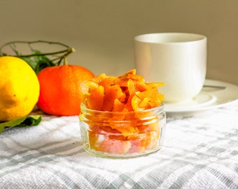 Kandierte Orangenschalen: Gezuckerte Fruchtbonbons, Backzutat