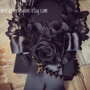 Gothic Sketch Journal: Handmade Shabby Chic Grimoire with Black Pages