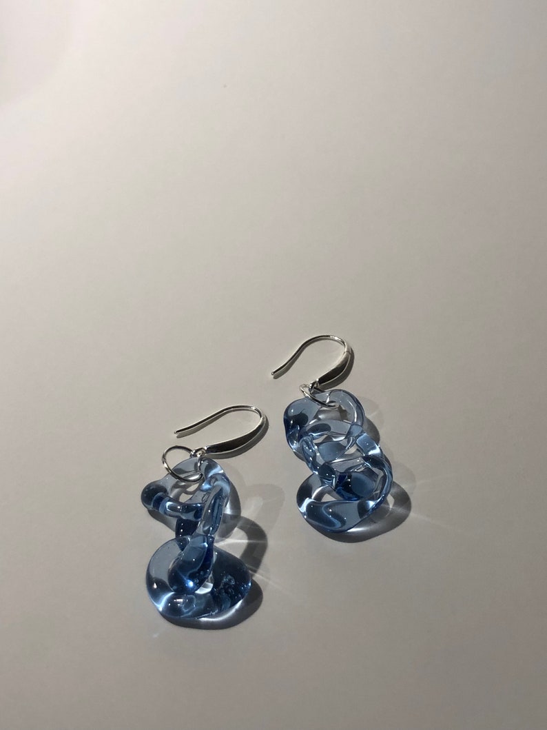 Prachtige blauwe borosilicaatglas oorbellen handgemaakte bungelen met elegante kettingen Sterling zilveren haken ideaal Moederdagcadeau afbeelding 6