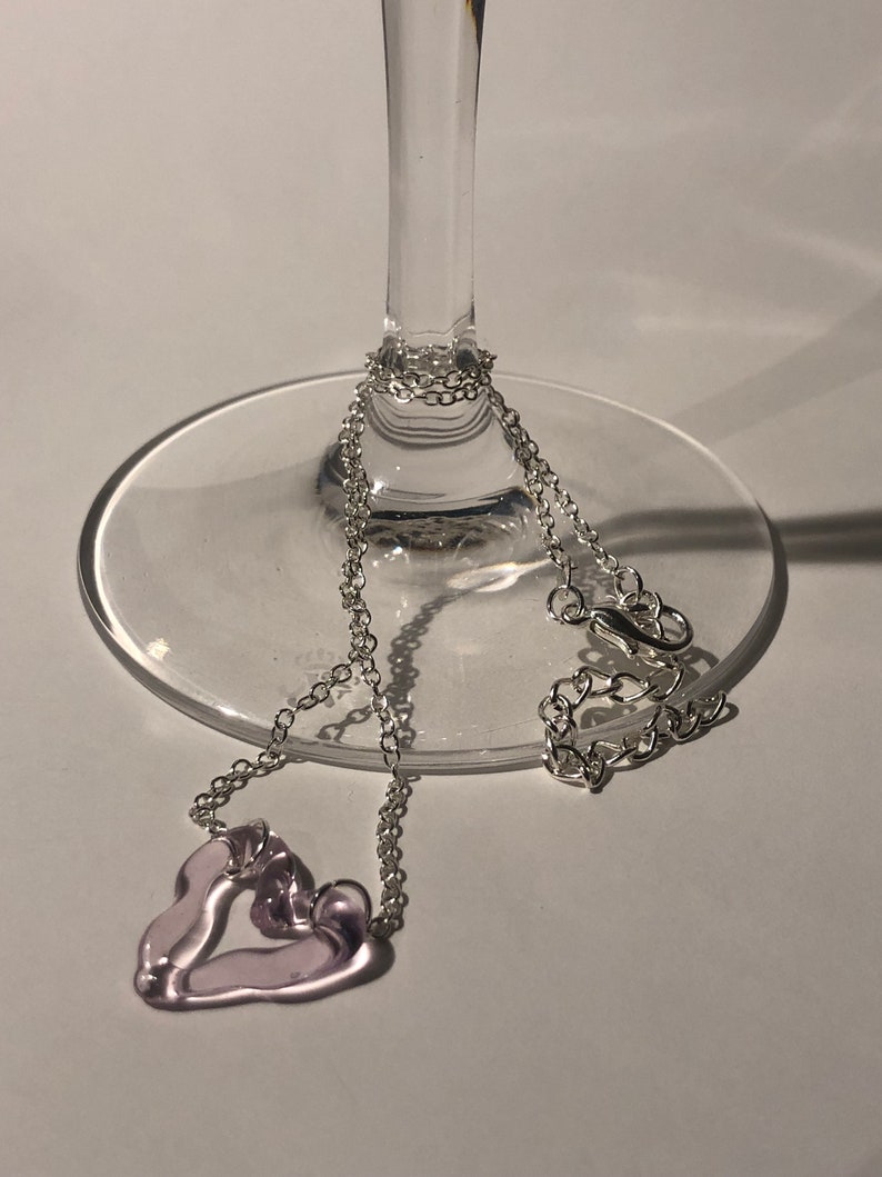 Rose Heart borosilicaatglas choker handgemaakt, sterling zilver elegantie, romantisch symbool of eigenliefde cadeau afbeelding 9