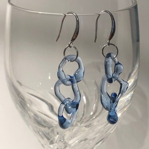 Prachtige blauwe borosilicaatglas oorbellen handgemaakte bungelen met elegante kettingen Sterling zilveren haken ideaal Moederdagcadeau afbeelding 7