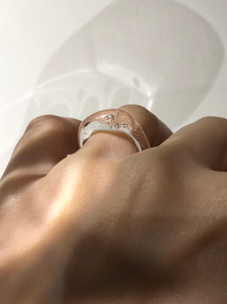 Bague en verre transparent, bijoux borosilicatés minimalistes et élégants, cadeau artisanal fait main, cadeau parfait pour Pâques ou la fête des mères image 6