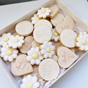Custom Baby Shower Cookies: Neutral Round, Daisy & Heart Sugar Cookies