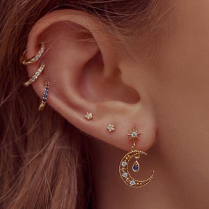 6 boucles d'oreilles créoles fleurs en or - Ensemble de boucles d'oreilles pendantes Huggie à breloques fleurs - Boucles d'oreilles scintillantes décontractées - Cadeaux de Noël pour femme