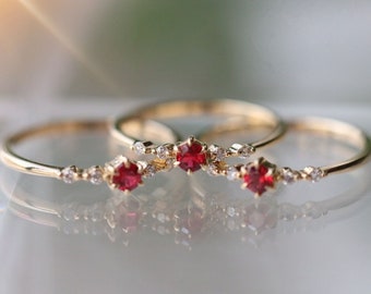 Bague en or 16 carats diamant rubis pour femme - bague délicate ornée de diamants - cadeau de fiançailles pour petite amie - cadeau d'anniversaire pour elle