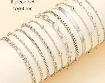 Layered Silber Armband Set: Minimalist Kette & Herz Fußkettchen Stil