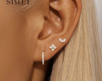 Gold Star Flower Earring Set: Minimalist Huggie Hoop Earrings