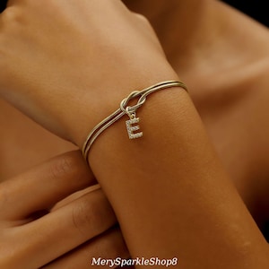 Pulsera anudada personalizada con 26 letras: elegante pulsera con inicial personalizada: regalo de cumpleaños con letra personalizada para dama de honor, regalo de Navidad