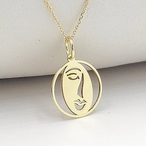 14K Solid Gold Abstract Face Necklace, Gold Face Pendant, Human Face Jewelry, Abstract Face Disc Charm, Gold Disc Woman Face Necklace