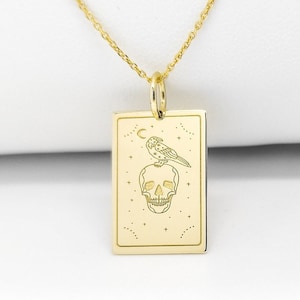 14K Solid Gold Raven Skull Halskette, personalisierter spiritueller Crow Vogel Schmuck, Gold Skull Rectangle Anhänger, Skull Death Tarot Card Halskette