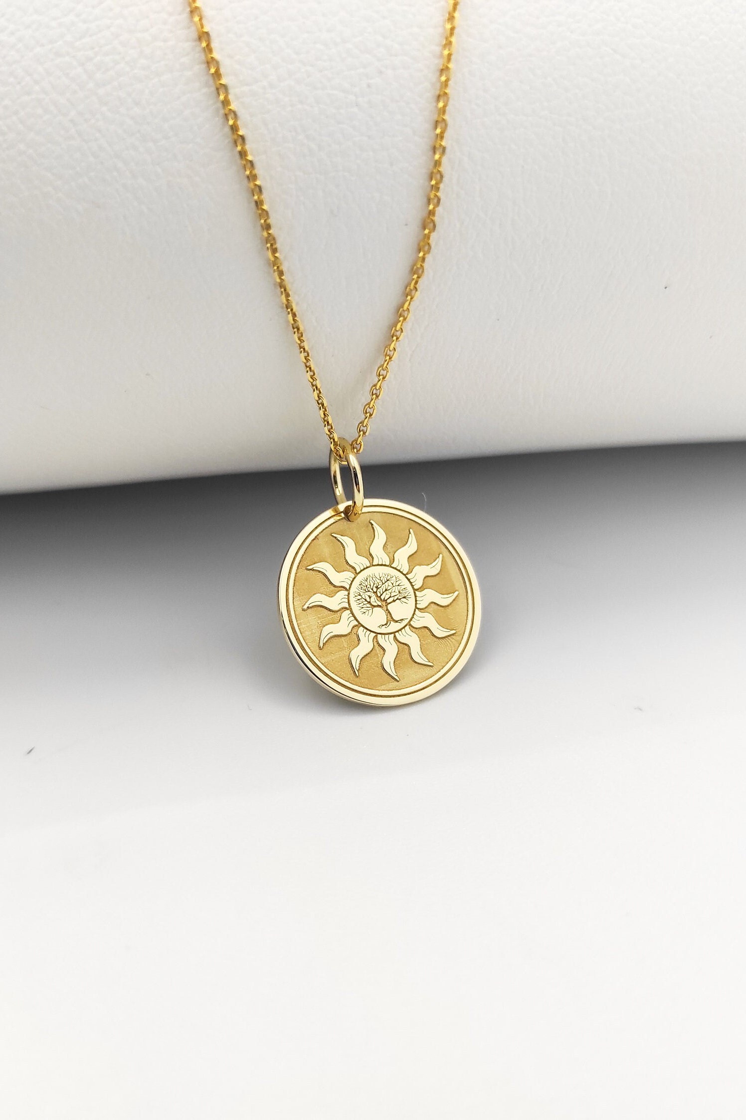 Collana con albero della vita, collana in argento placcato oro, regalo di compleanno per lei, regalo di anniversario, ciondolo personalizzato, collana con albero genealogico, regalo di Natale - Italia