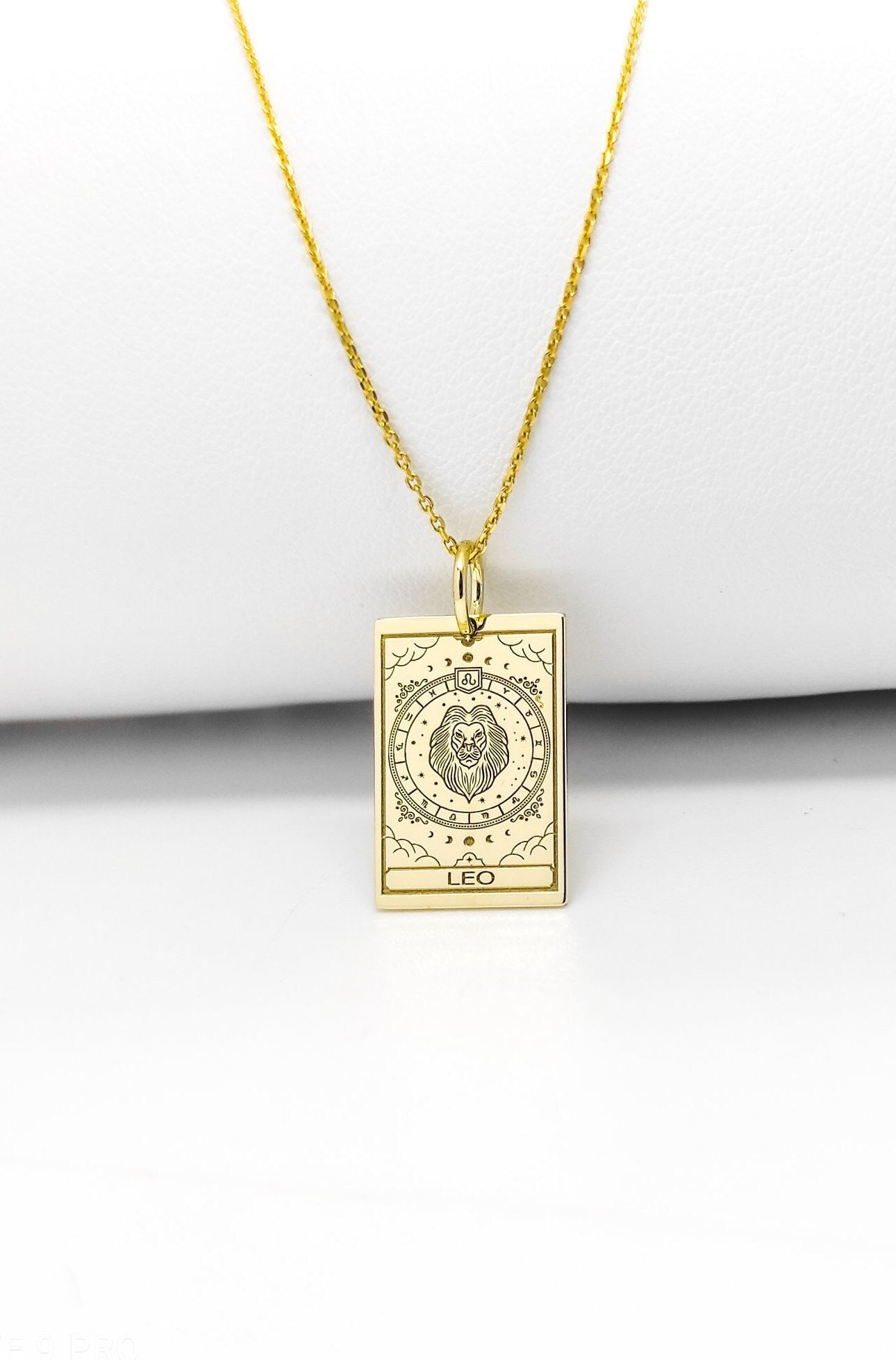 14K Solid Gold Leo Zodiac Sign Necklace, Dainty Leo Sign Charm, Gold Lion Zodiac Square Pendant, Personalized Leo Tarot Sign Zodiac Pendant