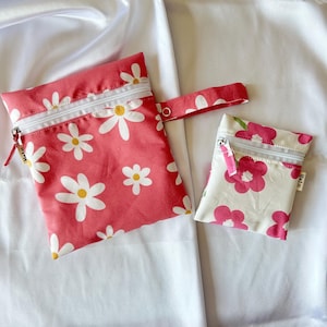 Sac humide 3 tailles PUL et coton sac humide intérieur déperlant I floral avec poignée de transport I serviettes en tissu protège-slips bikini