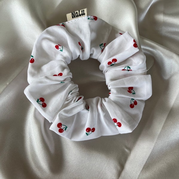 Scrunchie I 4 Größen aus 100% Baumwolle I weiß rot kirsche Stoff Haargummi xxl normal kinder klein groß dickes & dünnes Haar cherry obst