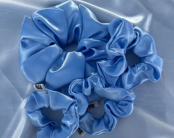 Chouchou I 4 tailles en satin I bleu bleu clair tissu élastique à cheveux xxl enfants normaux petits grands cheveux épais et fins doux élégant bleu ciel