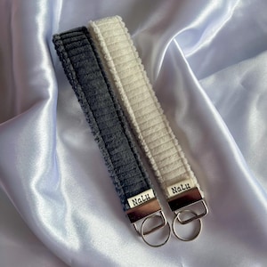 Schlüsselband I Stoff I Wristlet aus Cord Breitcord I Keyfob I Schlüsselanhänger genäht I Handgelenk Schlaufe Boho Minimalist