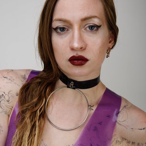 SYZYGY Latex Choker, Handmade Rubber Collar with O-Ring, Fetish Fashion image 3