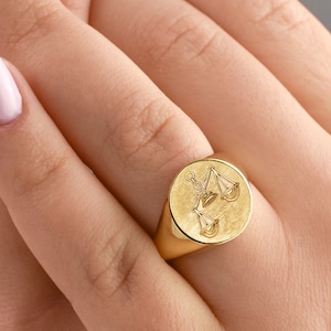 14K gouden zegelring Weegschaal: gegraveerd cadeau sterrenbeeld