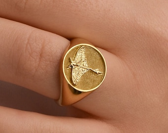 Gold Luna Moth Signet Ring: Nature Goth Jewelry