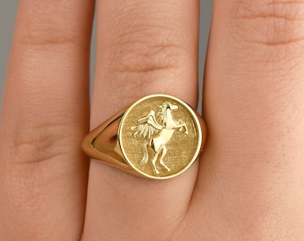 Gold Pegasus Signet Ring, Horse with Wings Ring, Greek Mythology Horse Ring, Personalized Pegasus Jewelry, Gold Signet Ring, Gold Pinky Ring