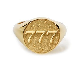 Gold Lucky Seven Signet Ring, Lucky 7 Mens Ring, Gold Ring For Gambler, 777 Jewelry, Solid Gold Signet Ring, Gift for Gambler, Mens Gift