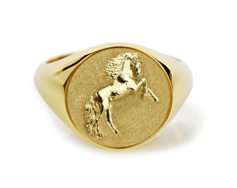 14K Solid Gold Horse Signet Ring, Gold Wild Animal Jewelry, Personalized Wild Horse Signet Ring, Gold Engraved Horse Ring, Wild Horse Ring