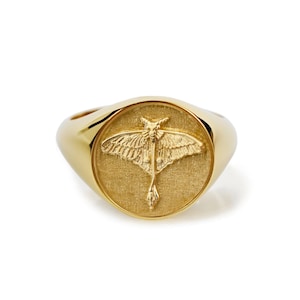 Gold Moth Signet Ring, Luna Moth Ring, Deaths Head Moth Jewelry, Butterfly Ring, Nature Ring, Goth Gold Ring, Forest Lover Gift, Faity Ring