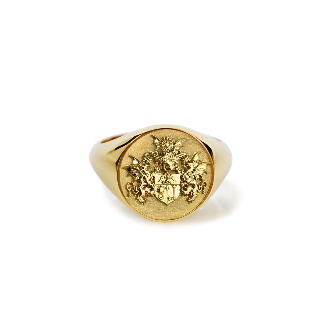 14K Gold Coat of Arms Signet Ring: Custom Family Crest Jewelry - Etsy