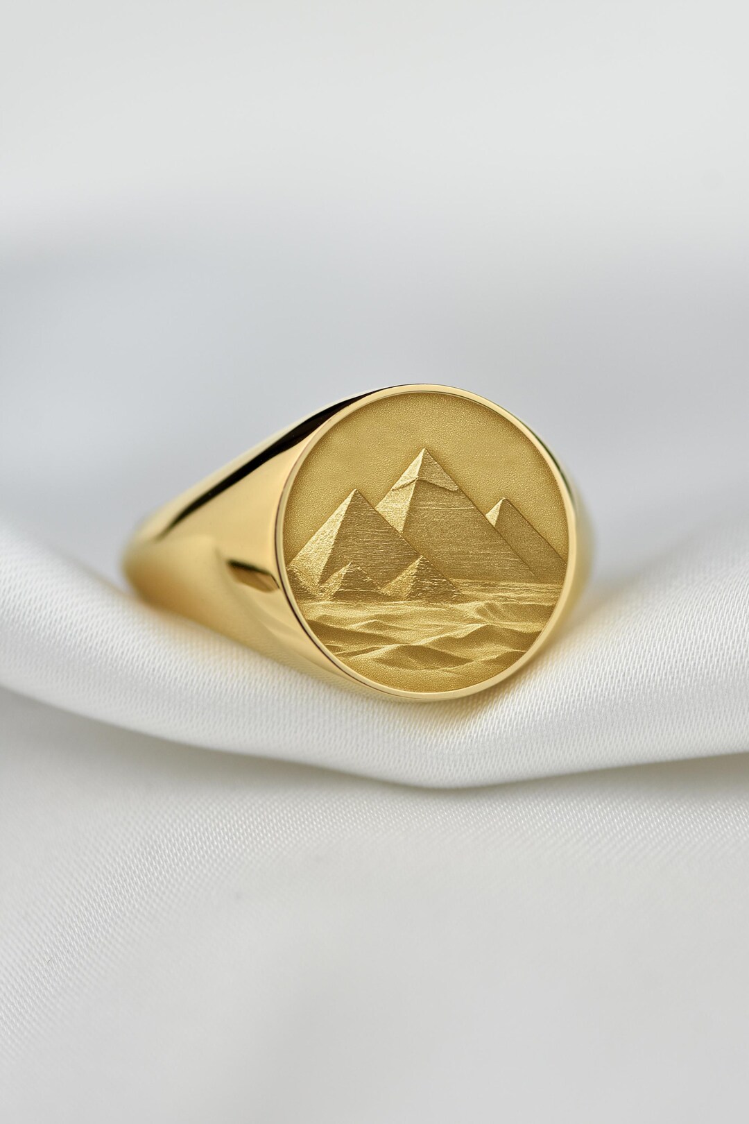 Pyramids Signet Ring, 14K Gold Egyptian Symbol Ring, Ancient Egypt ...