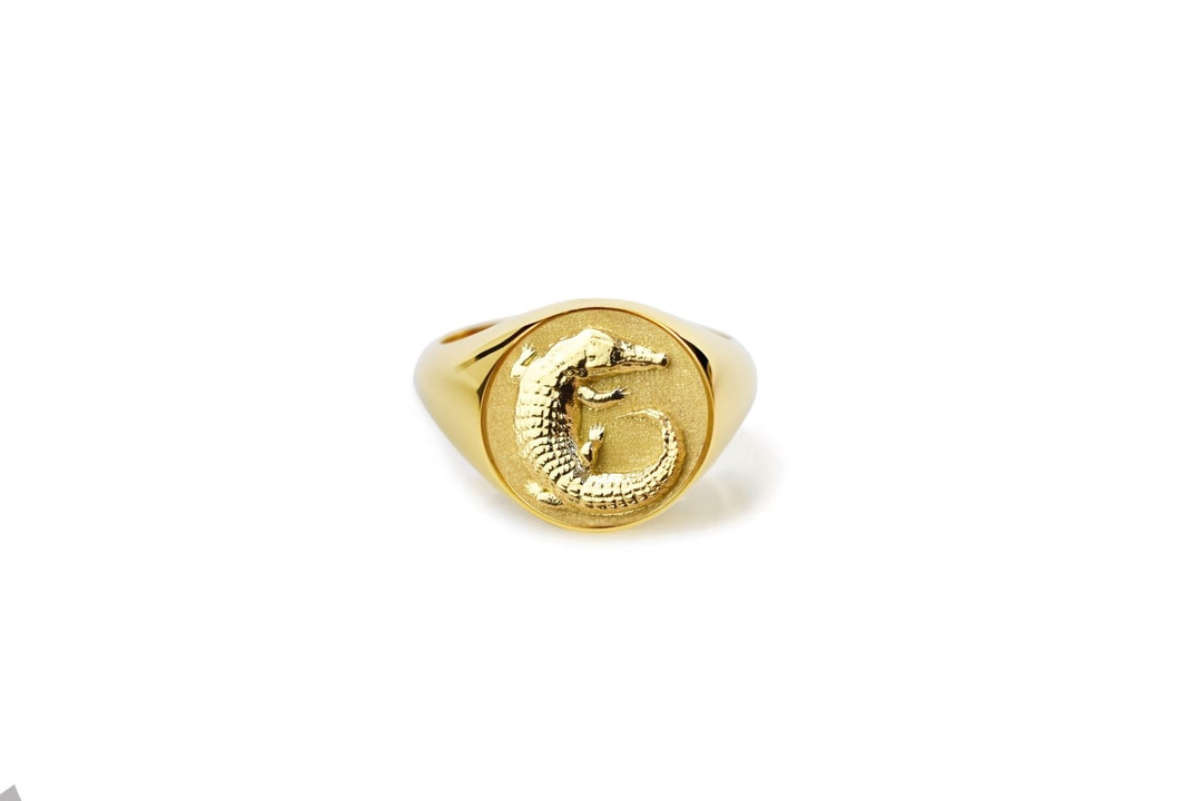 14K Gold Alligator Signet Ring: Engraved Wild Animal Ring - Etsy