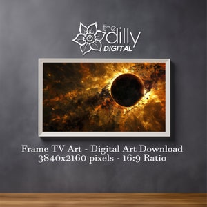 Può includere: Una stampa d'arte digitale di una nebulosa arancione e gialla fiammeggiante con un pianeta nero al centro. Il testo "the dilly DIGITAL" è nell'angolo in alto a destra dell'immagine. L'immagine è di 3840x2160 pixel e ha un rapporto di 16:9.