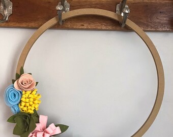 Floral 16" Round Felt Wreath