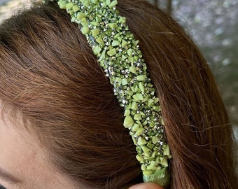 Pistachio Green Natural Stone Crown - Sparkling Stones And Elegant Design